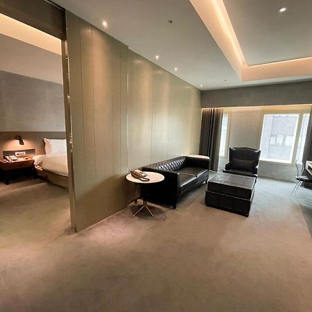 Check Inn Taipei Nanjing Exterior foto